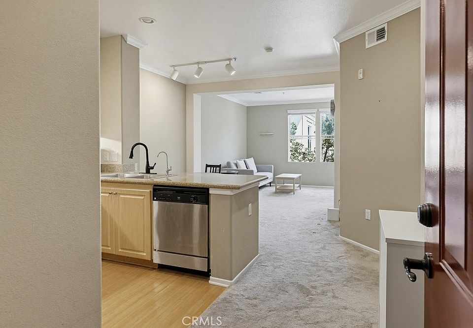 1st image of 2448 Watermarke Pl