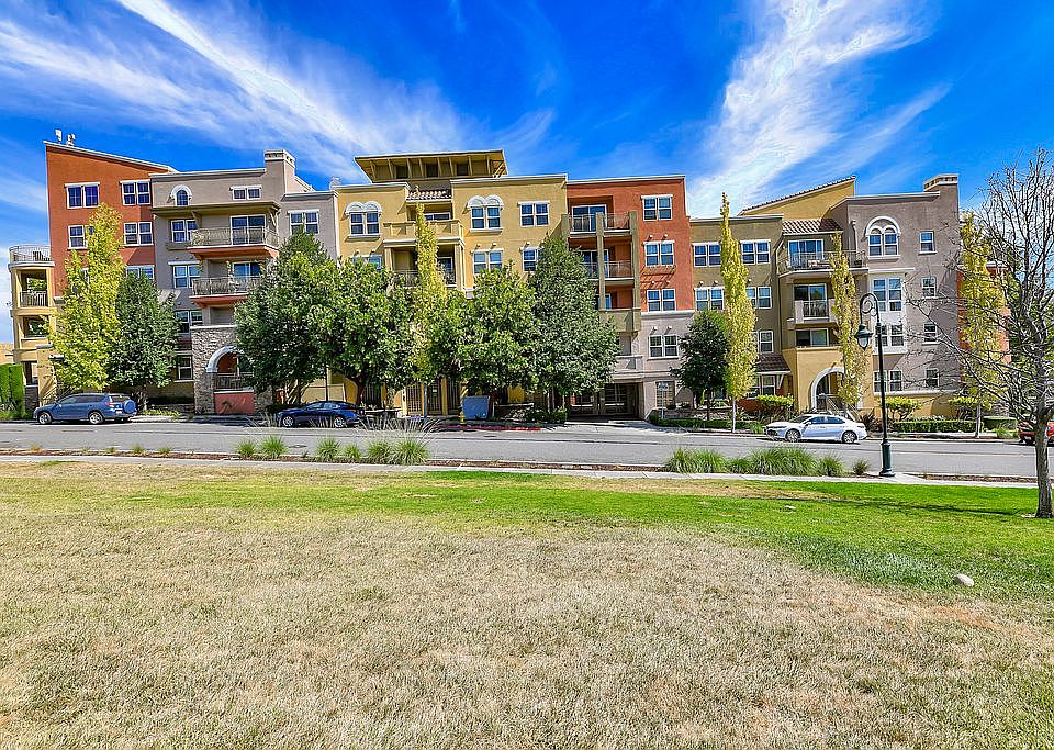 1st image of 2988 Grassina St Unit 213