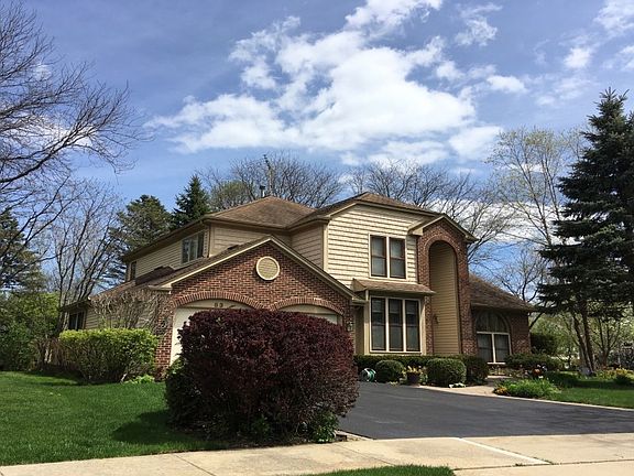 3rd image of 83 Dawson Ct