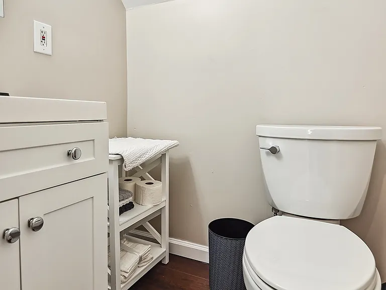 5641 Cates Ave #B-2 — Photo 31