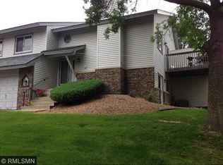 7281 Pontiac Cir, Chanhassen, MN 55317