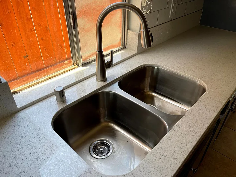 New sink and New garbage disposal