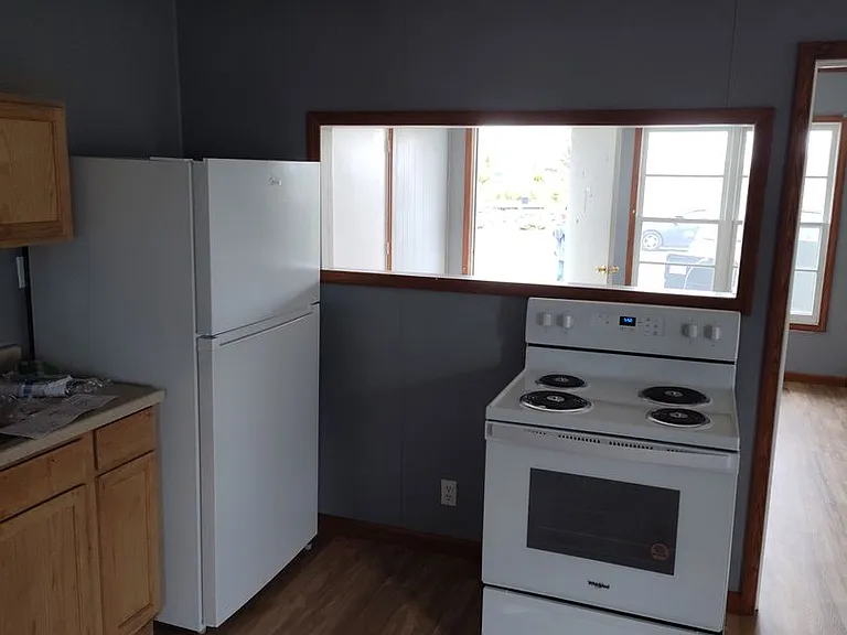 5600 W Kilgore Ave — Photo 3