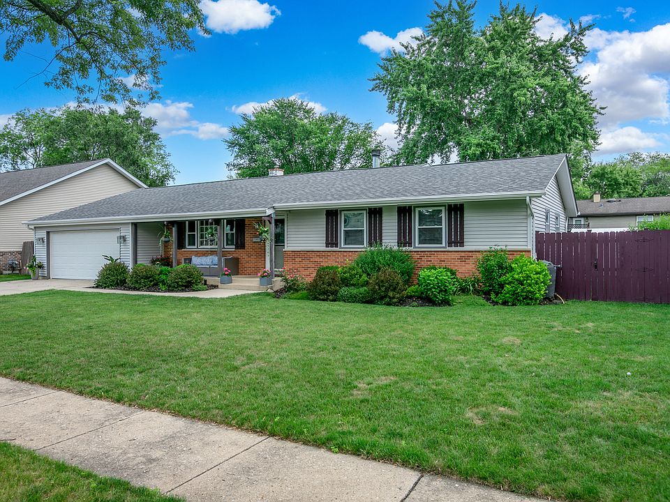 141 N Boynton Dr, Palatine, IL 60074 Zillow