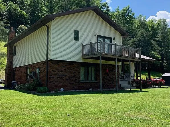 1161 Buskirk Rd, Grundy, VA 24614