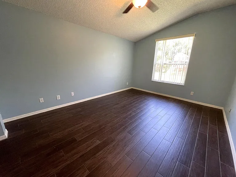 1600 Tailfeather Ct — Photo 14