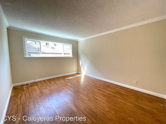 4th image of 3671 Jasmine Ave APT 2