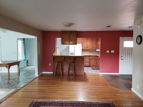 5th image of 7714 Olive St