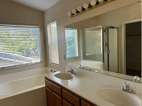3808 Des Moines Dr — Photo 5