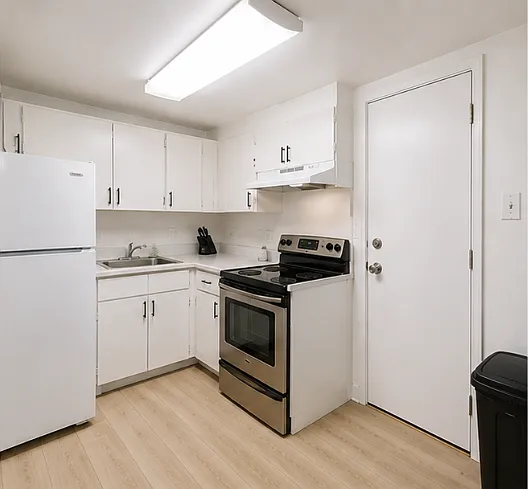 78 4th Ave #3 — Photo 1