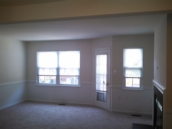 2nd image of 5742 Evergreen Knoll Ct