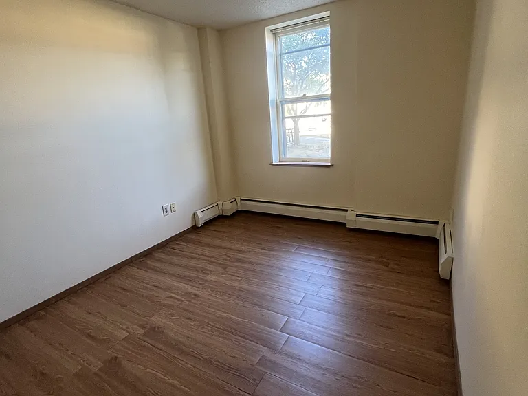 9 W 1st St #104 — Photo 8