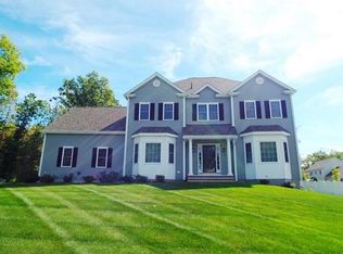 26 Summit Cir, Wrentham, MA 02093
