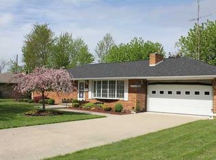1224 Powell View Dr, Defiance, OH 43512