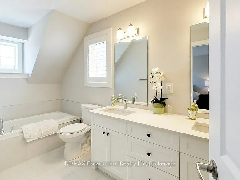212 Courtland St — Photo 22