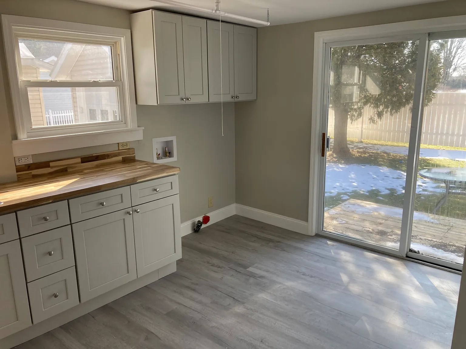 6640 Fonda Ave — Photo 3