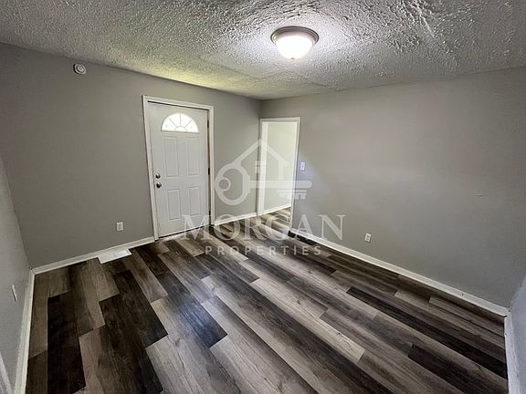 2nd image of 3009 E Lynn St #1