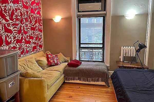 1st image of 412 W End Ave APT 4B
