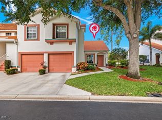 637 Windsor Sq APT 102, Naples, FL 34104