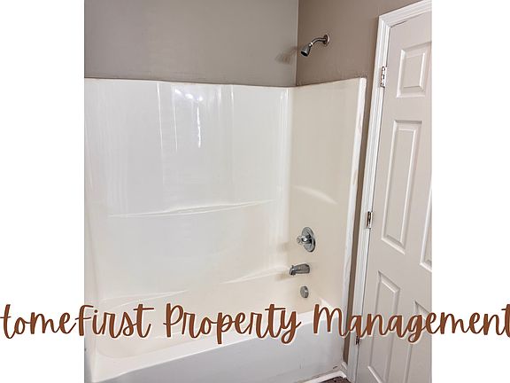 5th image of 148 S Killarney Ln APT 17