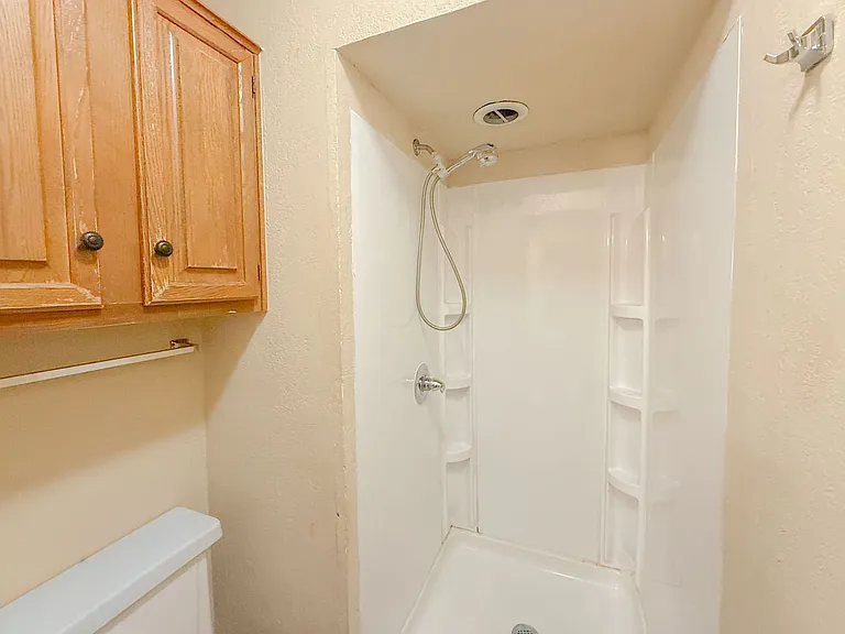 3622 Wynn Cir — Photo 23