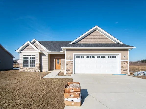 10125 Carrie Ct, New Middletown, OH 44442