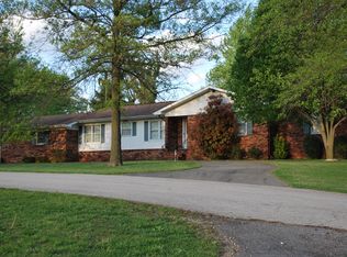 11578  Pinehurst Circle, Dexter, MO 63841