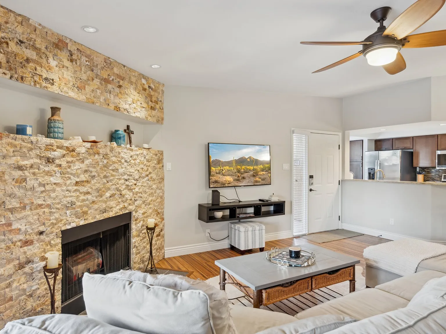 2 bed, 1266 sqft, $3,150 — Photo 3