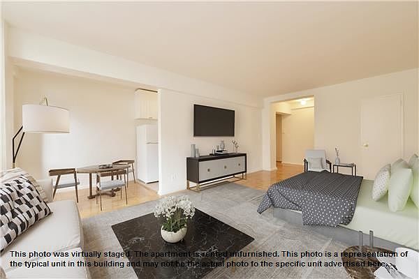 1st image of 250 E 39th St APT 11D