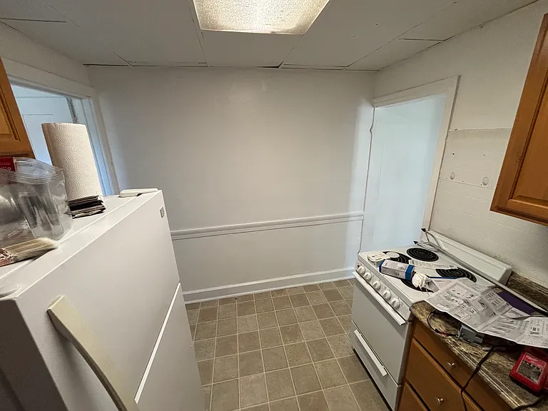 174 E Penn St #1/2 — Photo 1