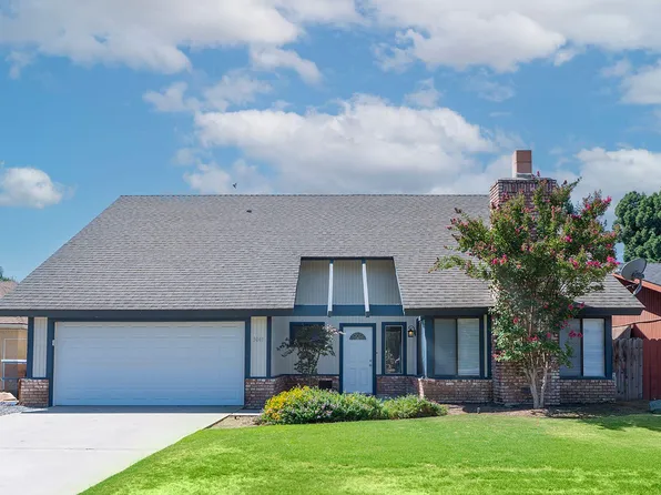 3045 W Evergreen Avenue, Visalia, CA 93277