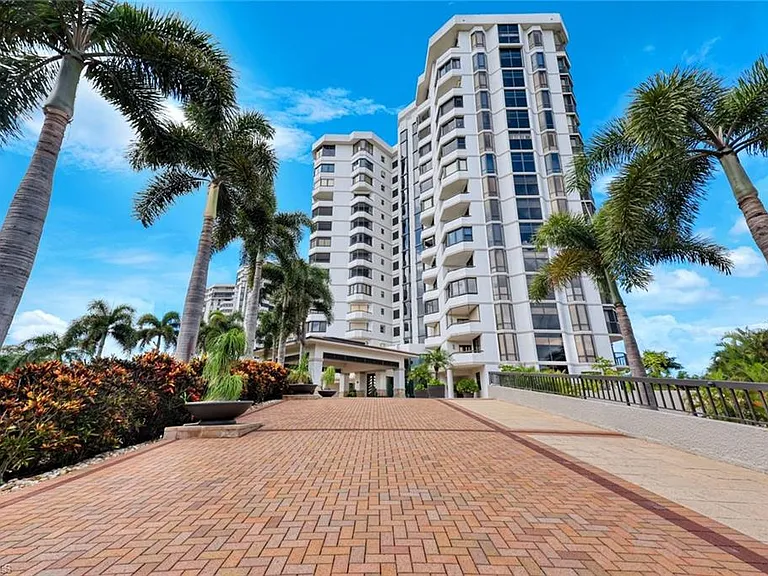 6075 Pelican Bay Blvd #1101 — Photo 1
