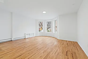 Rented by Akelius Real Estate Management