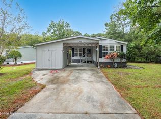 160 Champion Drive, Hampstead, NC 28443