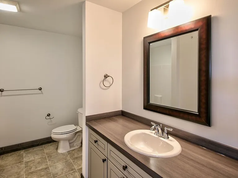1805 Golden West Dr — Photo 8
