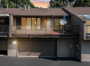 1454 Arden View Dr, Arden Hills, MN 55112