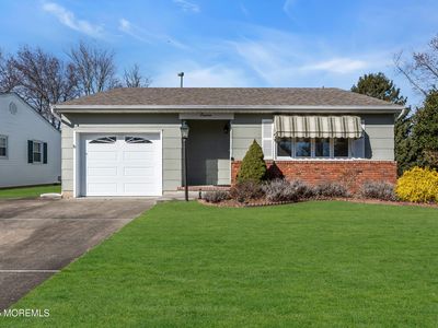 18 Ely Court, Toms River, NJ, 08757