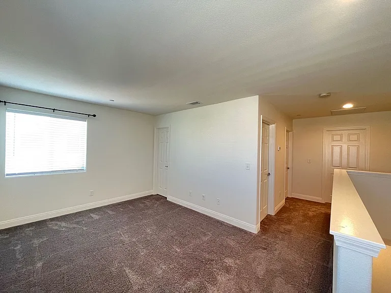 307 Ninos Dr — Photo 7