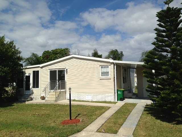 1st image of 1010 Oriole Cir