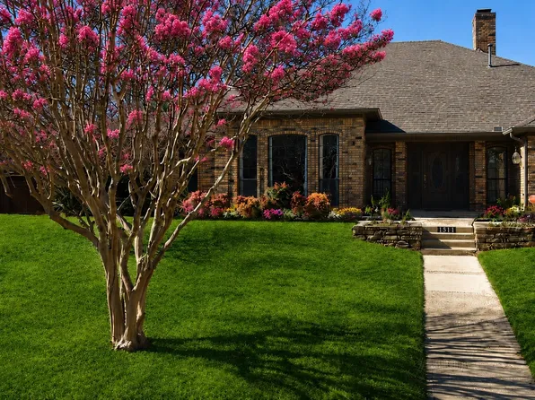 1511 Green Tree Ln, Duncanville, TX 75137