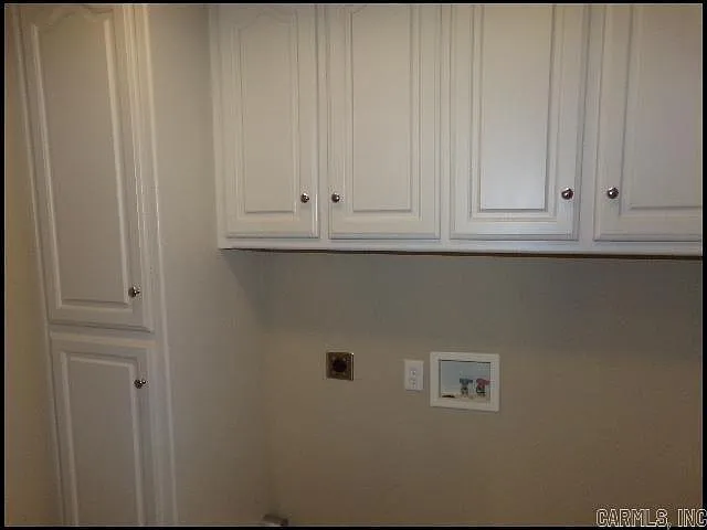 31 Bristol Ct — Photo 14