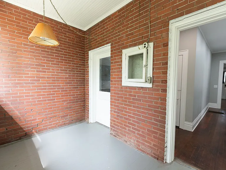 501 Steele St — Photo 43