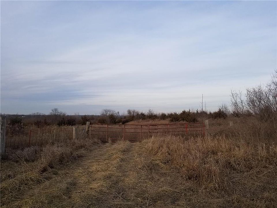 2nd image of Quartz Ave