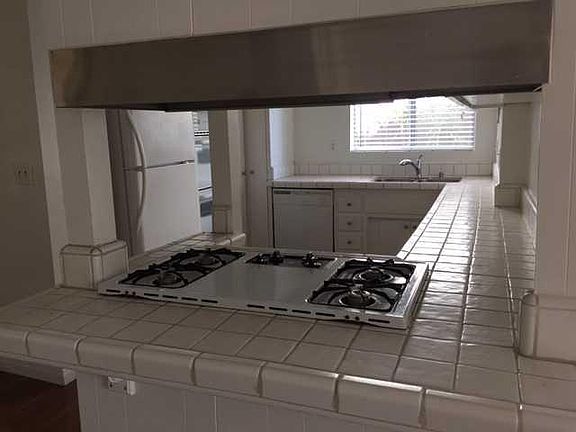 4th image of 11743 Mayfield Ave APT 1