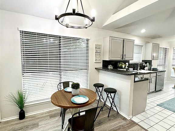 5th image of 6607 Silver Spruce Dr