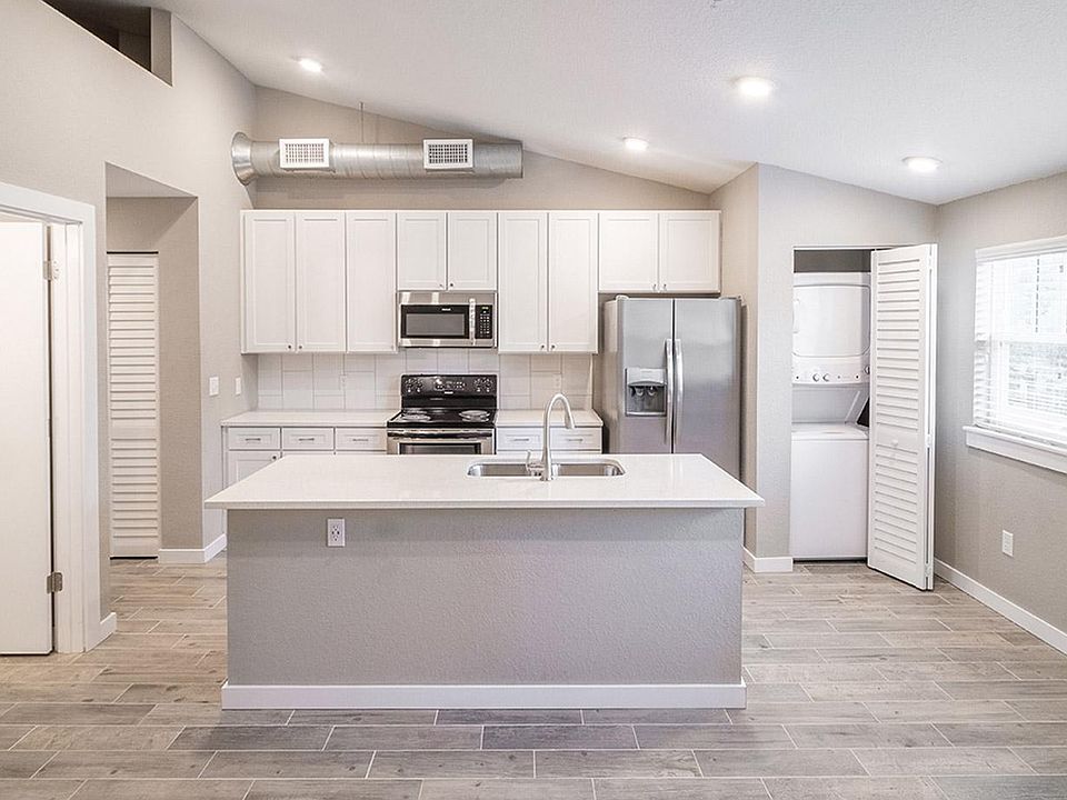 1st image of 1100 SW 6th Ave #9d6ccb062