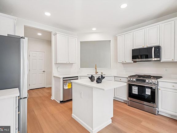 5th image of 16702 Tortola Dr