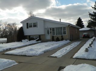 9832 Mansfield Ave, Oak Lawn, IL