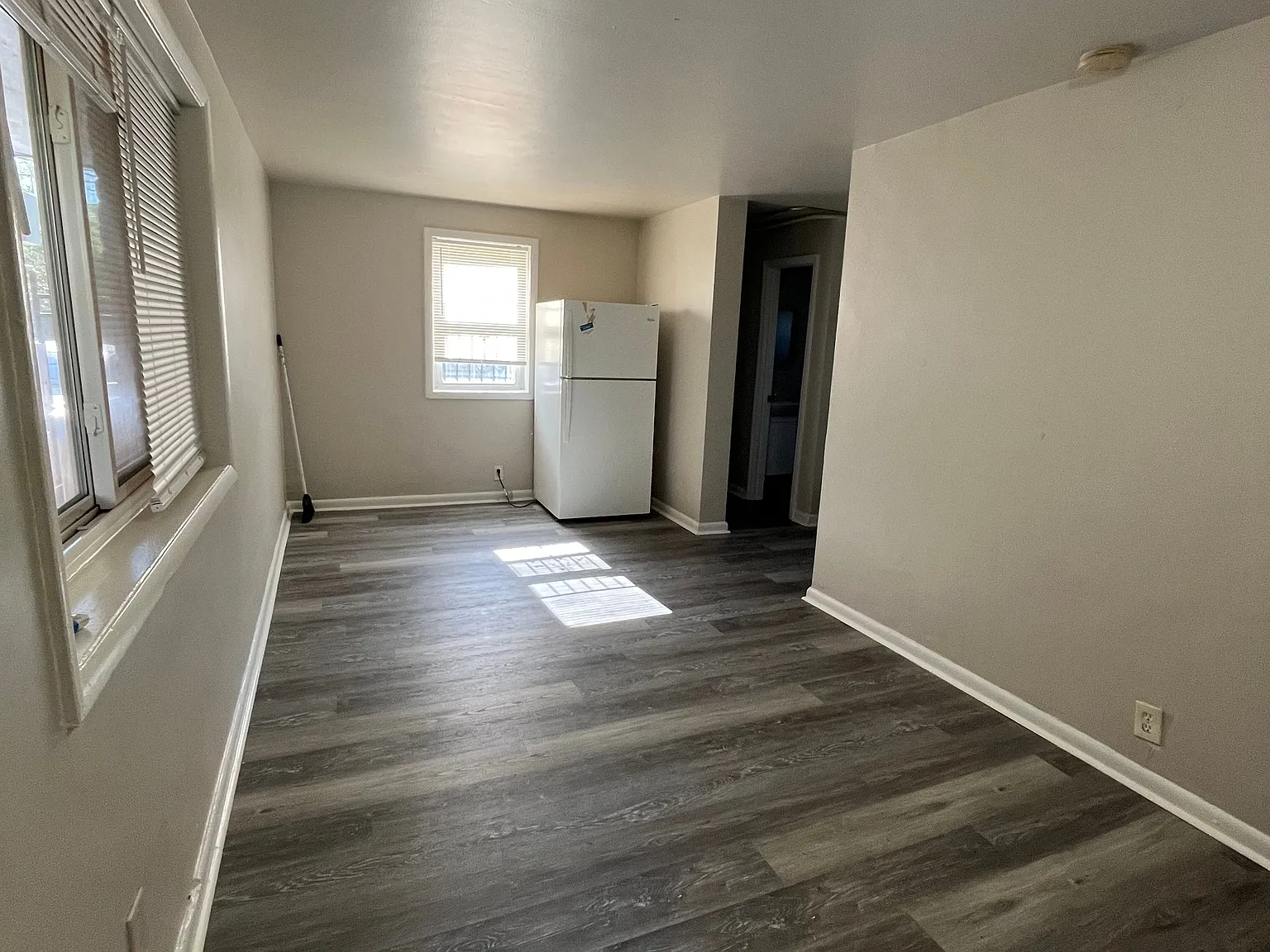 Eli Apartments — Photo 3