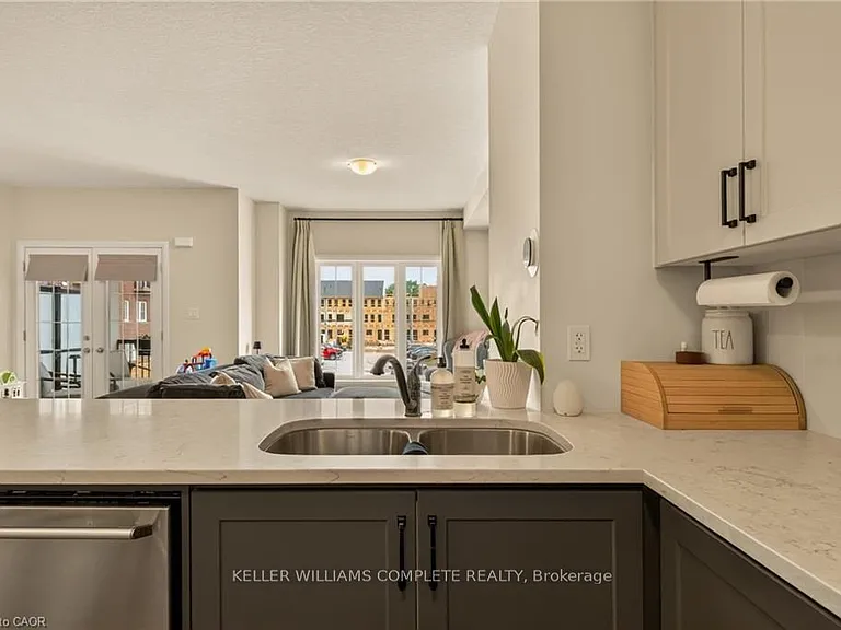 677 Park Rd N #156 — Photo 15